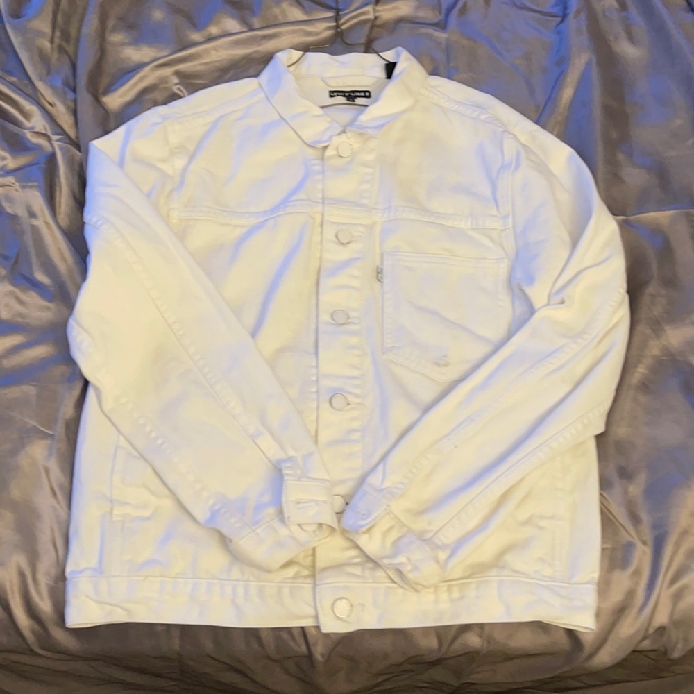 Levi’s Denim Jacket !